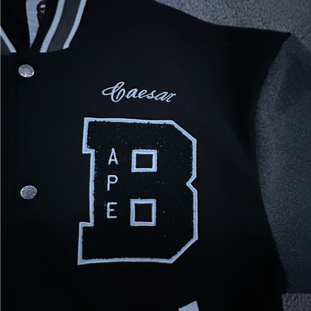 Baoe varsity jacket - Picture 4 of 6